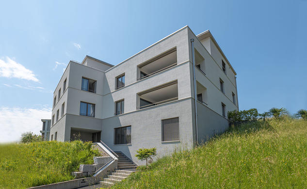 Aussenwärmedämmung für Mehrfamilienhaus in der Notkersegg